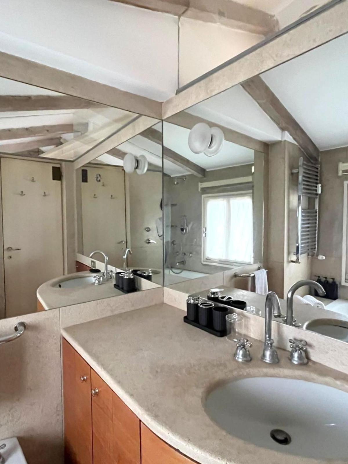 Accomodo Mil68 Loft Centro Storico ミラノ エクステリア 写真